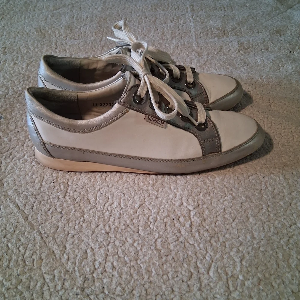 Mephisto stylish sneakers